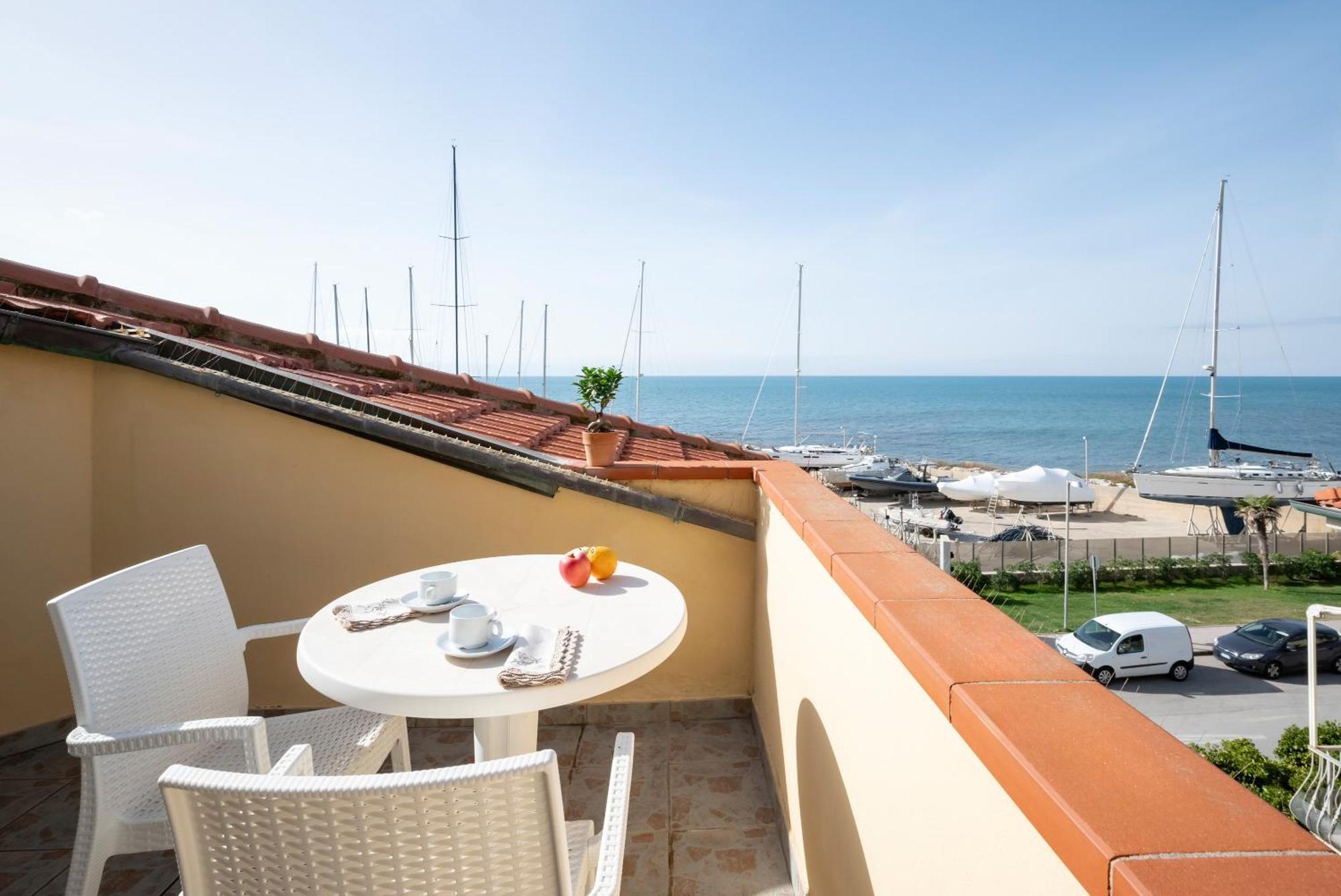 Villa Liberty San Vincenzo Buitenkant foto